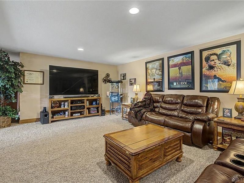381 Sunset Drive, Carlisle, OH 45005 Photo 49