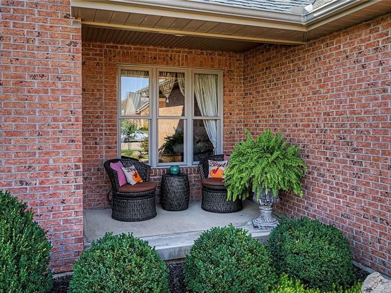 381 Sunset Drive, Carlisle, OH 45005 Photo 8