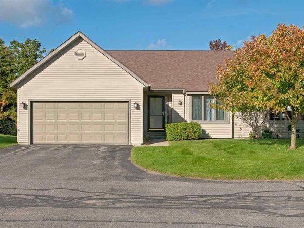 2015 Woods Lane, Unit 46, Petoskey, MI 49770