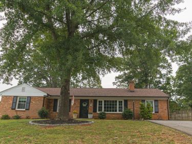 125 Windsor Lane, Lynchburg, VA 24502
