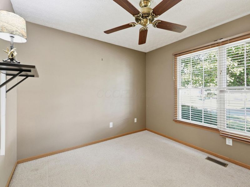 5919 Westbend Drive, Galloway, OH 43119 Photo 14