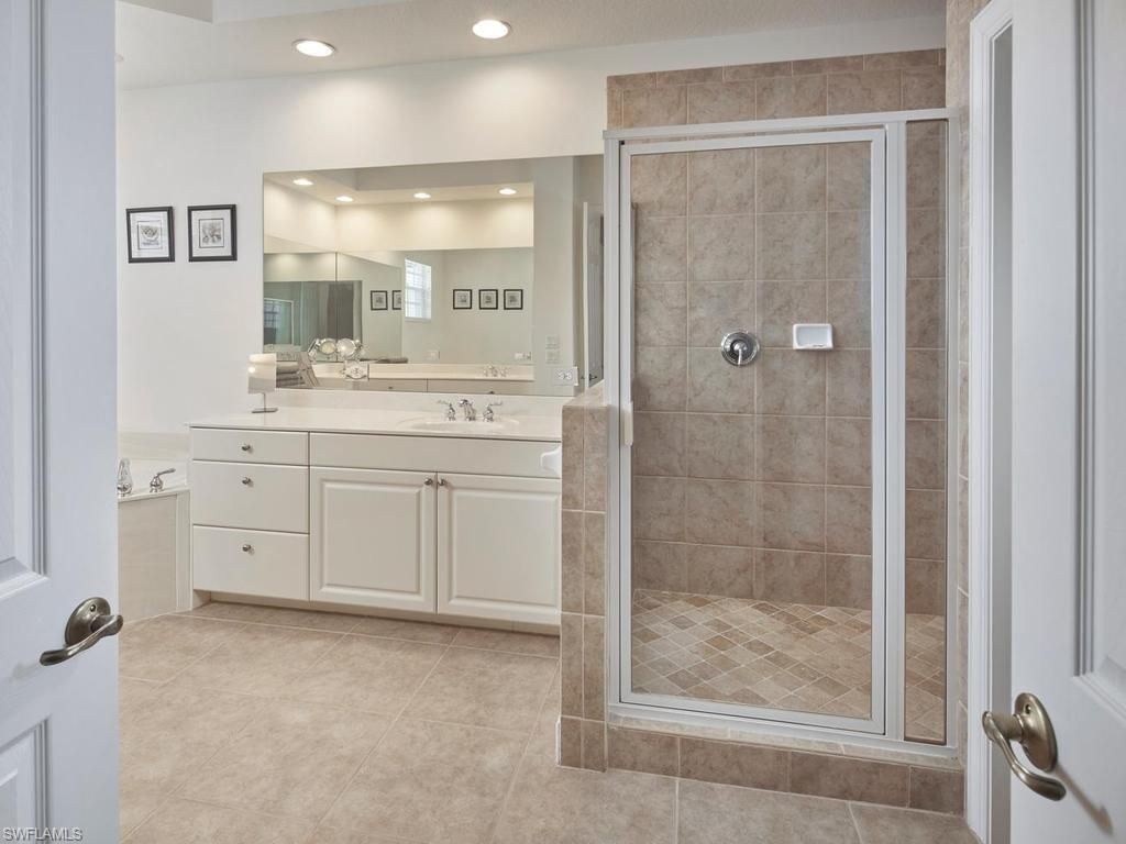 23690 Merano Ct, Unit 202, Estero, FL 34134 Photo