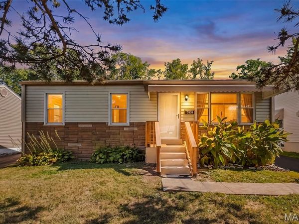 3536 Adie Road , St Ann, MO 63074
