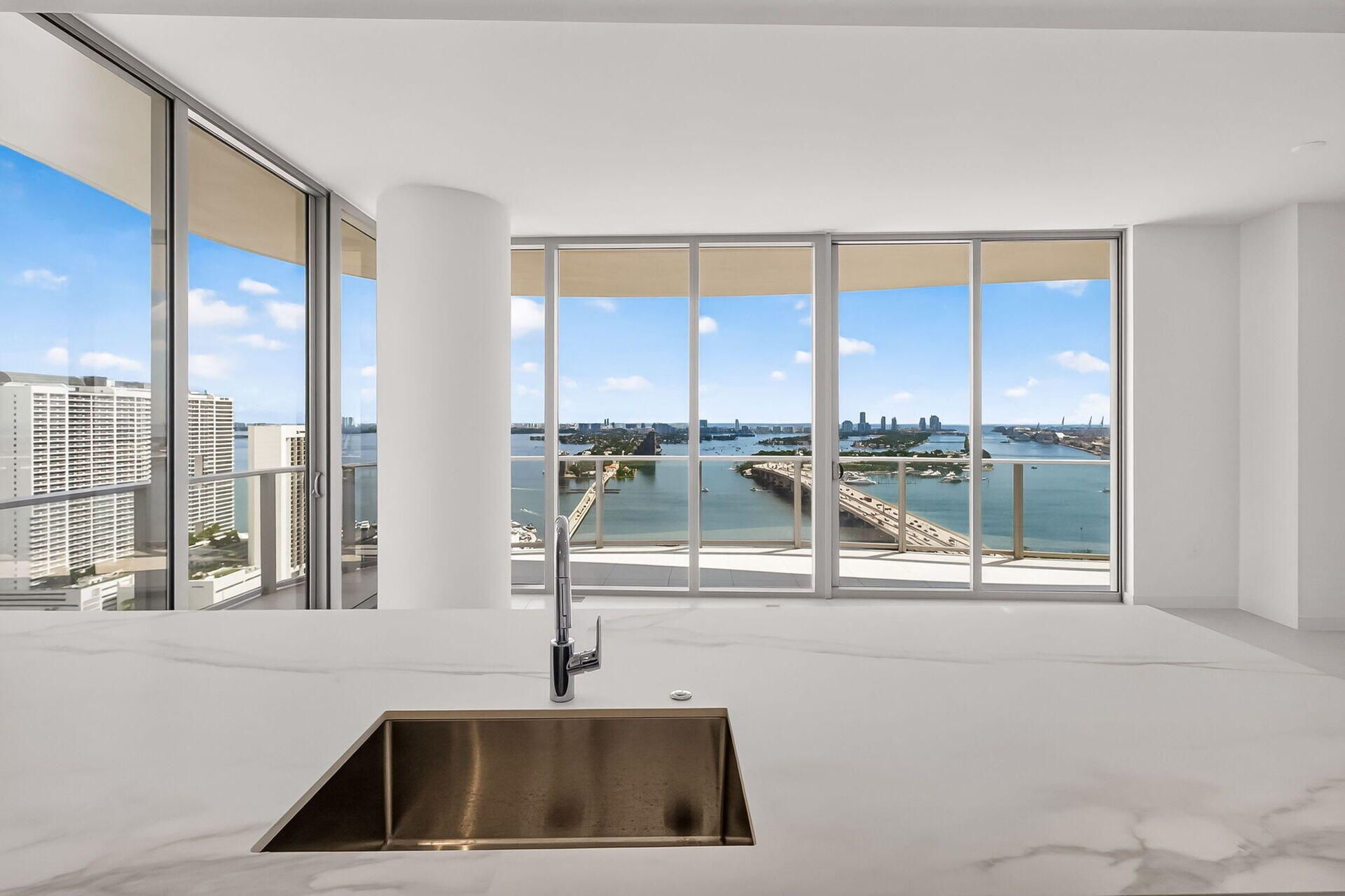 1400 Biscayne Blvd , Unit 2906, Miami, FL 33132 Photo