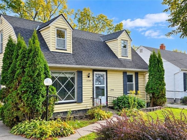 16206 Cloverside Avenue, Cleveland, OH 44128