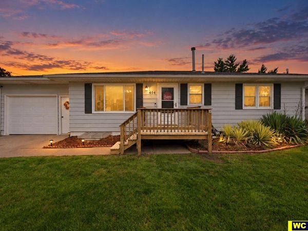 404 S William Avenue, Fremont, NE 68025