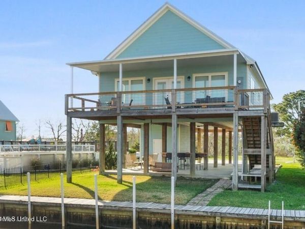 854 Deer Drive, Bay Saint Louis, MS 39520