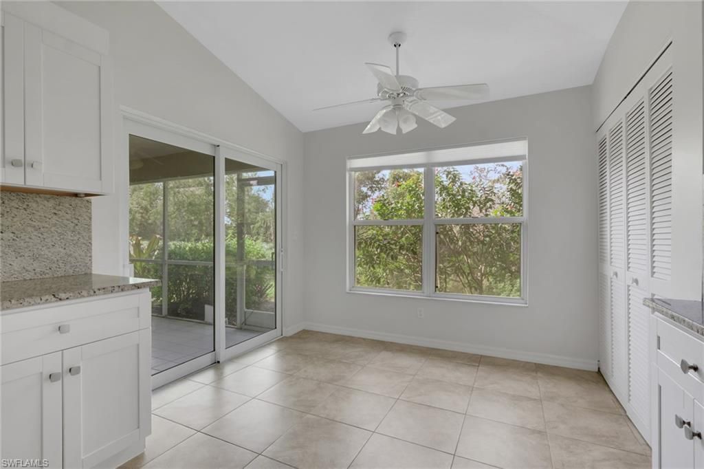 351 Emerald Bay Cir , Unit R7, Naples, FL 34110 Photo
