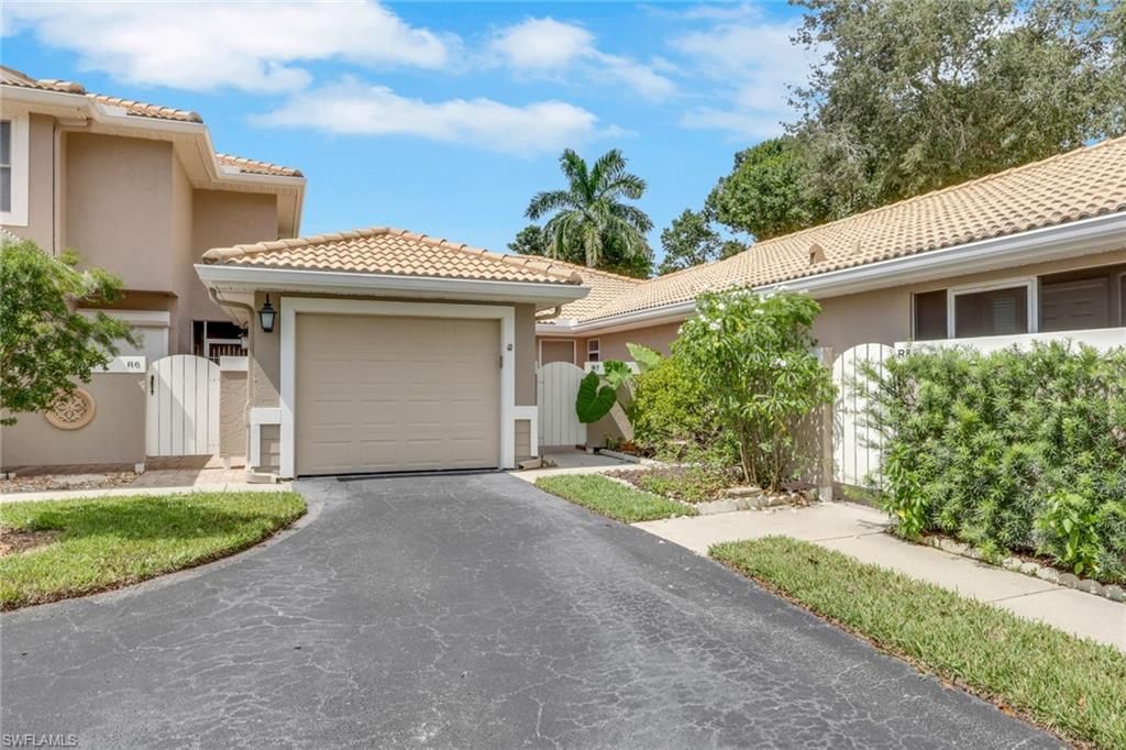 351 Emerald Bay Cir , Unit R7, Naples, FL 34110 Photo