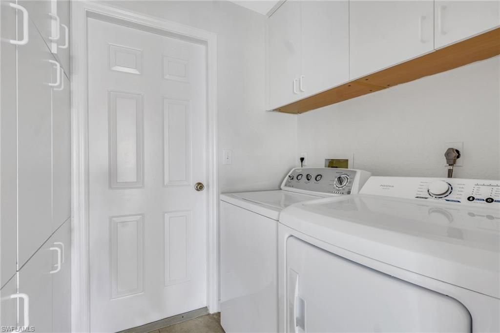 351 Emerald Bay Cir , Unit R7, Naples, FL 34110 Photo