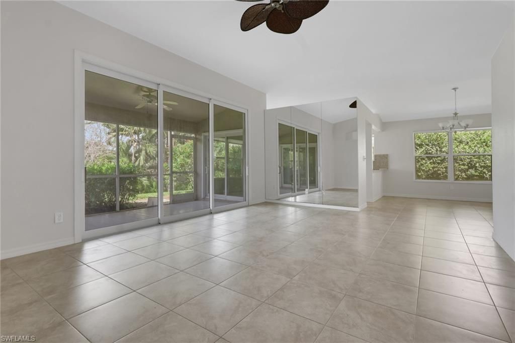 351 Emerald Bay Cir , Unit R7, Naples, FL 34110 Photo