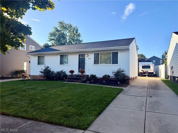 865 Pelley Drive, Cleveland, OH 44109
