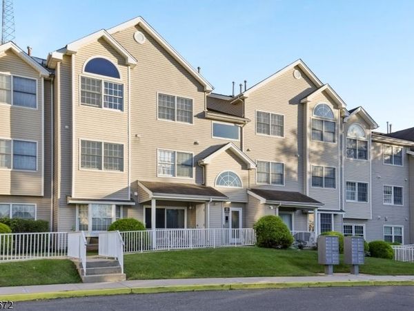 1116 Edpas Rd, New Brunswick, NJ 08901