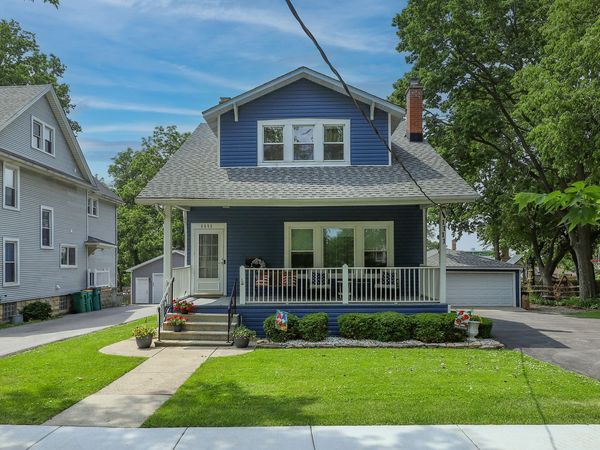 1111 S Washington Street , Lockport, IL 60441