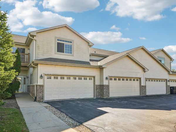 W197N16873 Stonewall Dr, Jackson, WI 53037