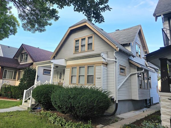 1310 S 37th St, Milwaukee, WI 53215