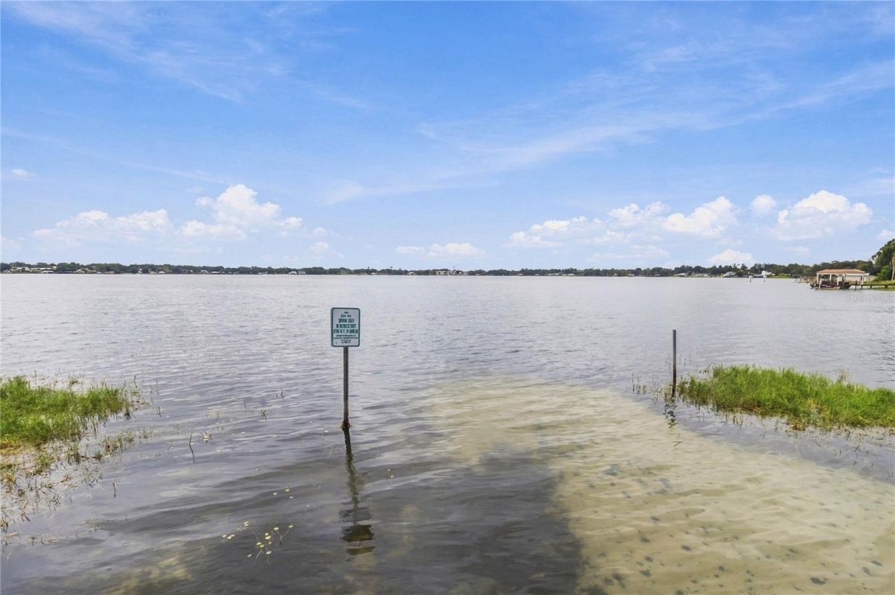 7040 Lake Drive, Belle Isle, FL 32809 Photo