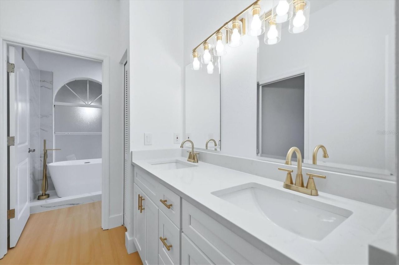 5713 Cottonwood Street , Bradenton, FL 34203 Photo