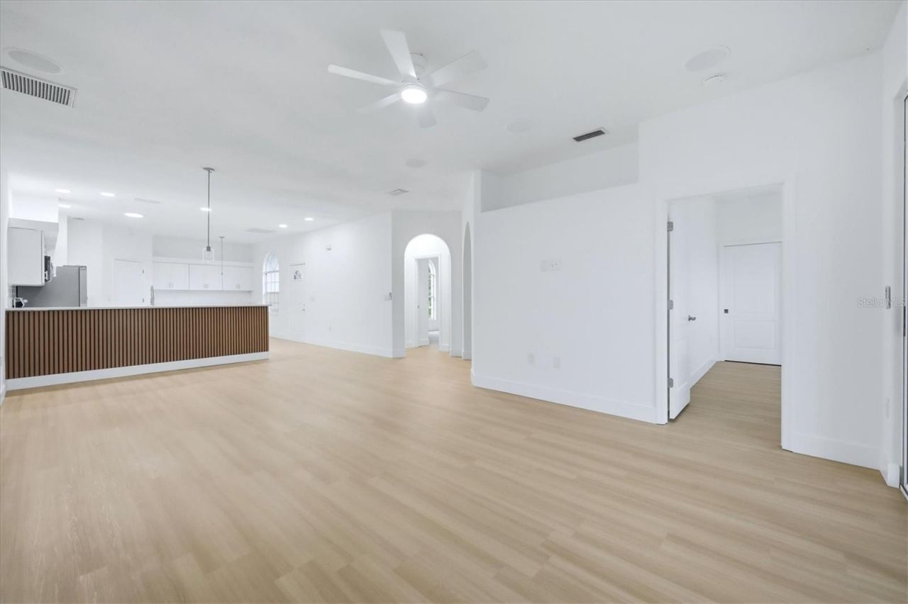 5713 Cottonwood Street , Bradenton, FL 34203 Photo