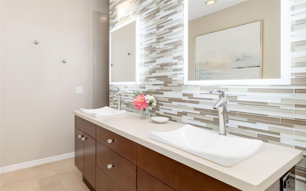 5111 Brooksbend Circle, Sarasota, FL 34238 Photo
