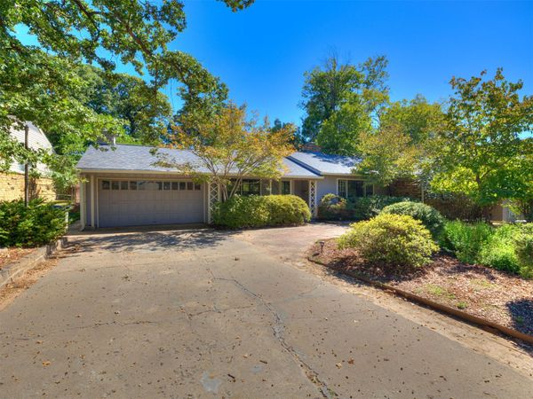 3925 S Trenton Avenue , Tulsa, OK 74105