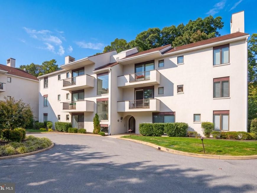 17 Gevrey , Unit 17, Devon, PA 19333 Main Photo