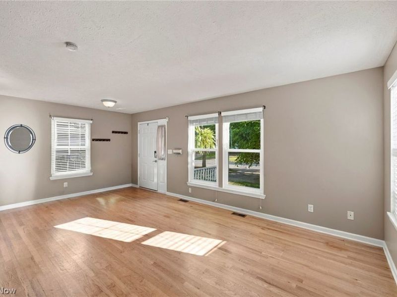 2472 W 5th Street, Cleveland, OH 44113 Photo 5