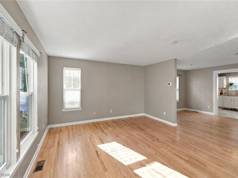 2472 W 5th Street, Cleveland, OH 44113 Photo 6