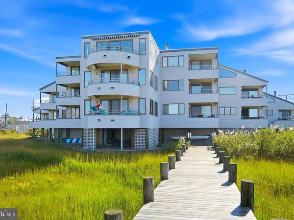 600 DELAWARE AVENUE, Unit 11, BEACH HAVEN, NJ 08008