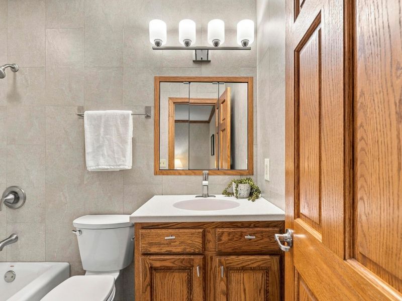 1849 Kempton Drive, Upper Arlington, OH 43220 Photo 44
