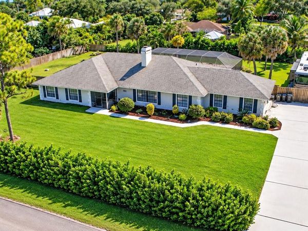 8606 ARROWHEAD Drive, Lake Worth, FL 33467