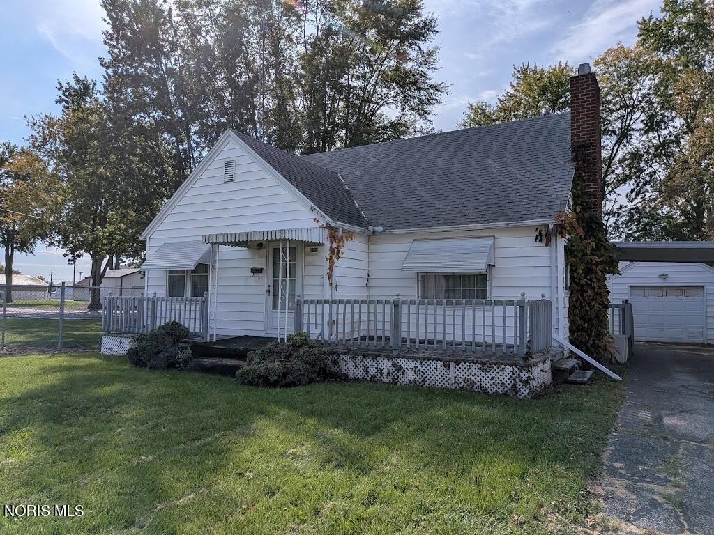 809 S Perry Street , Napoleon, OH 43545 Main Photo