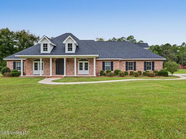 20201 Larry Carter Road, Moss Point, MS 39562