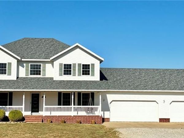 25101 McBride Lane , Lebanon, MO 65536
