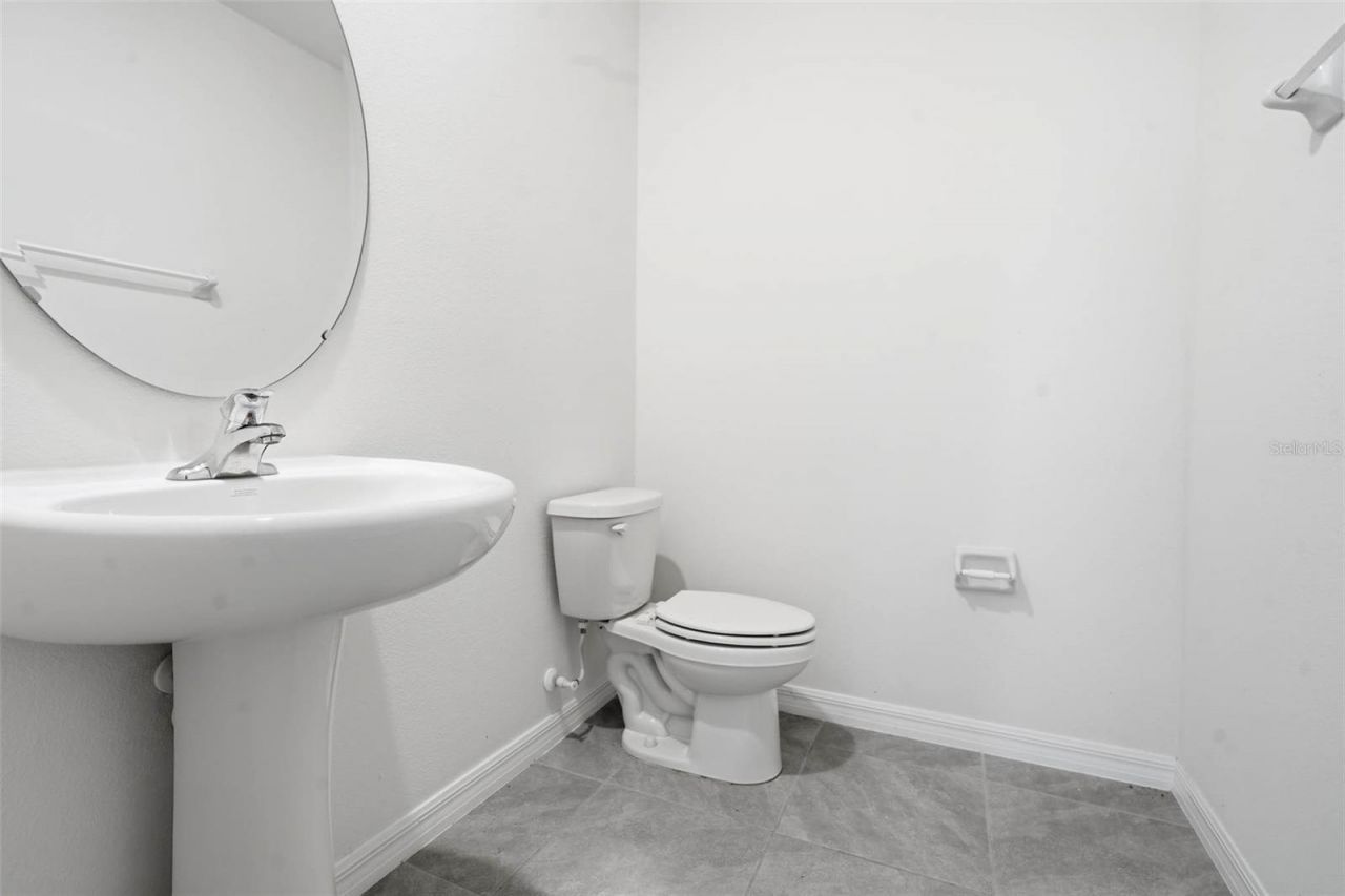 5674 Banbury Ridge Run , Wesley Chapel, FL 33545 Photo