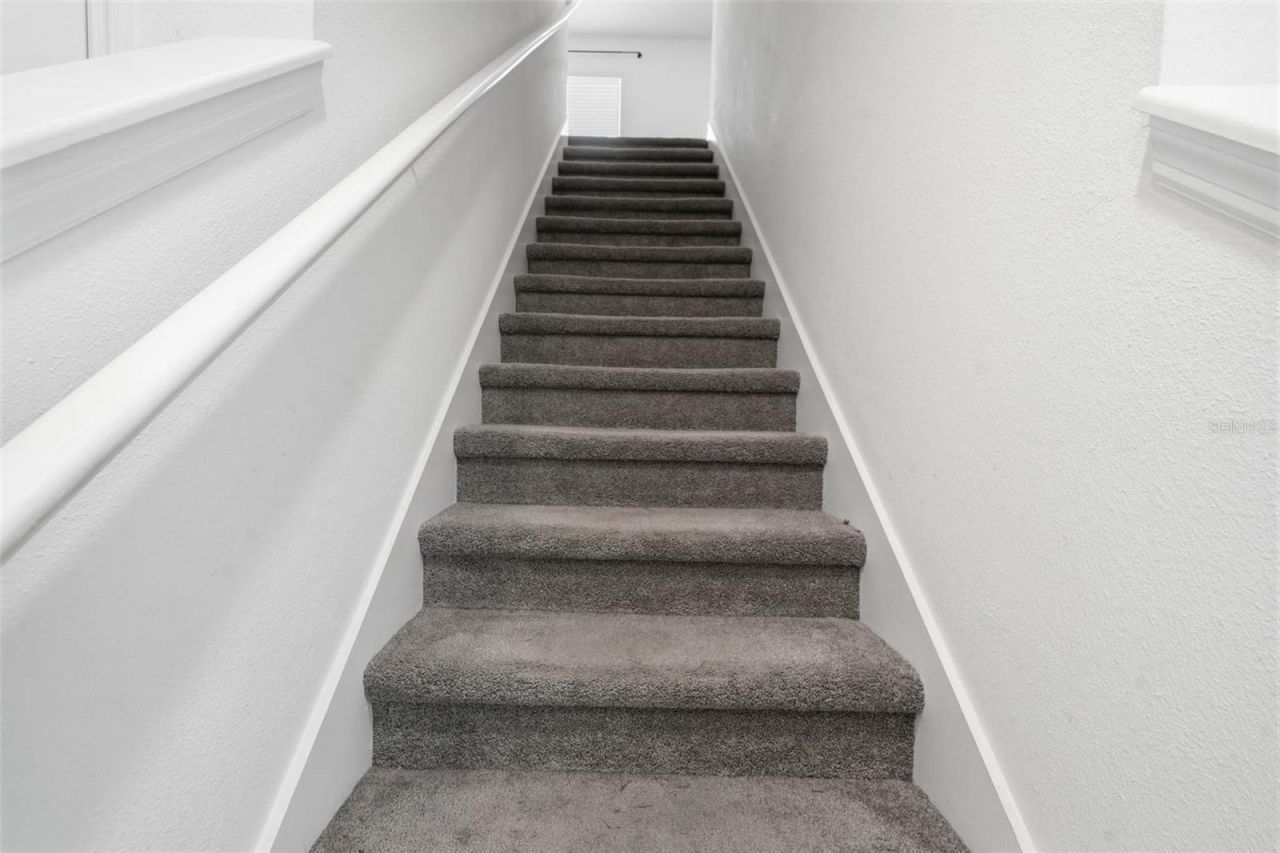 5674 Banbury Ridge Run , Wesley Chapel, FL 33545 Photo