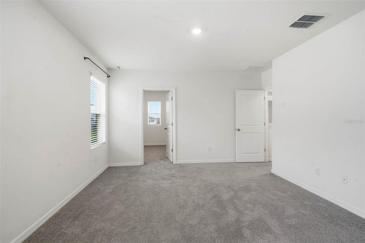 5674 Banbury Ridge Run , Wesley Chapel, FL 33545 Photo
