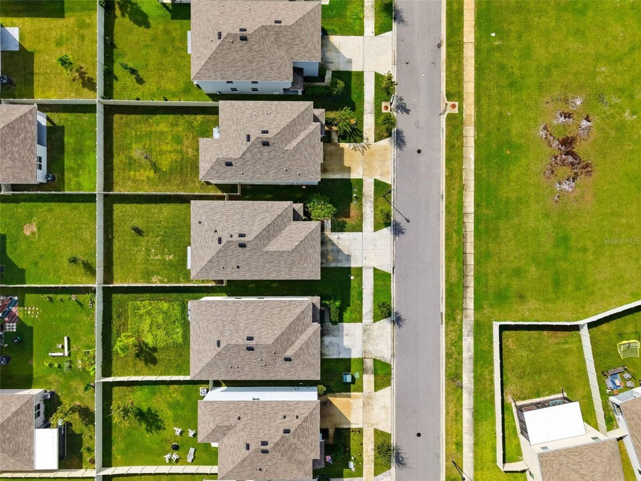 5674 Banbury Ridge Run , Wesley Chapel, FL 33545 Photo