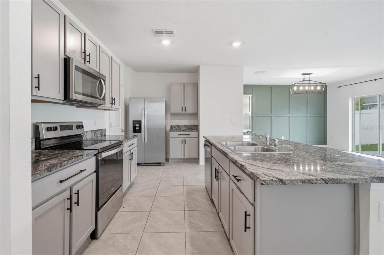 5674 Banbury Ridge Run , Wesley Chapel, FL 33545 Photo