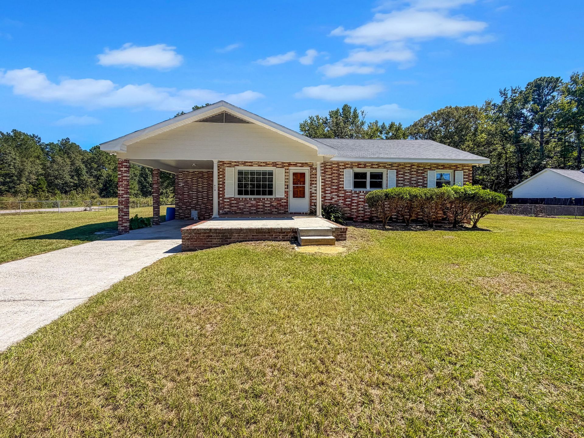 919 Rodney Road Photo 12