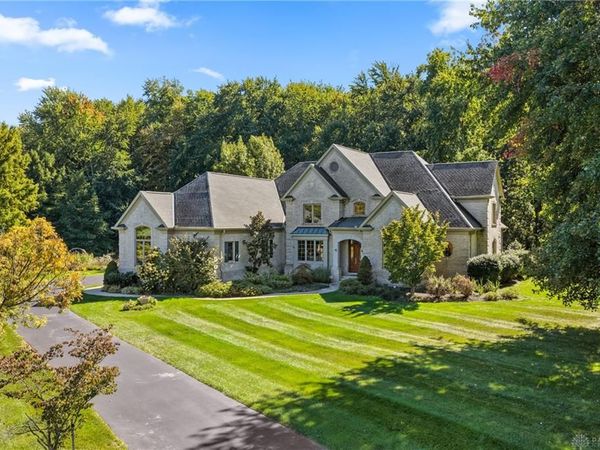 2049 Plumb Lane, Batavia, OH 45103