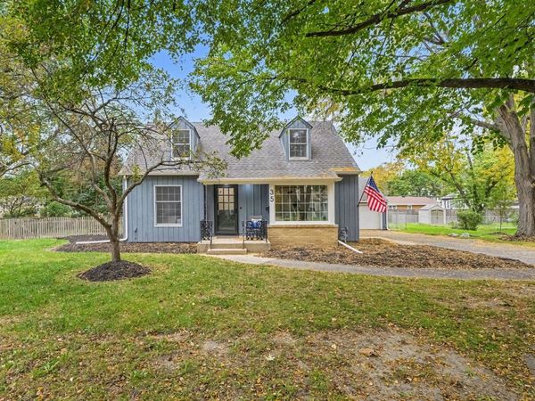 35 S Westlawn Avenue , Aurora, IL 60506