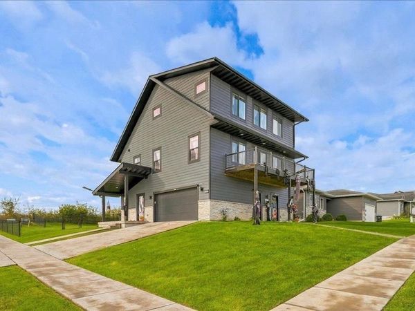 4187 Barbaro Ave, Iowa City, IA 52240