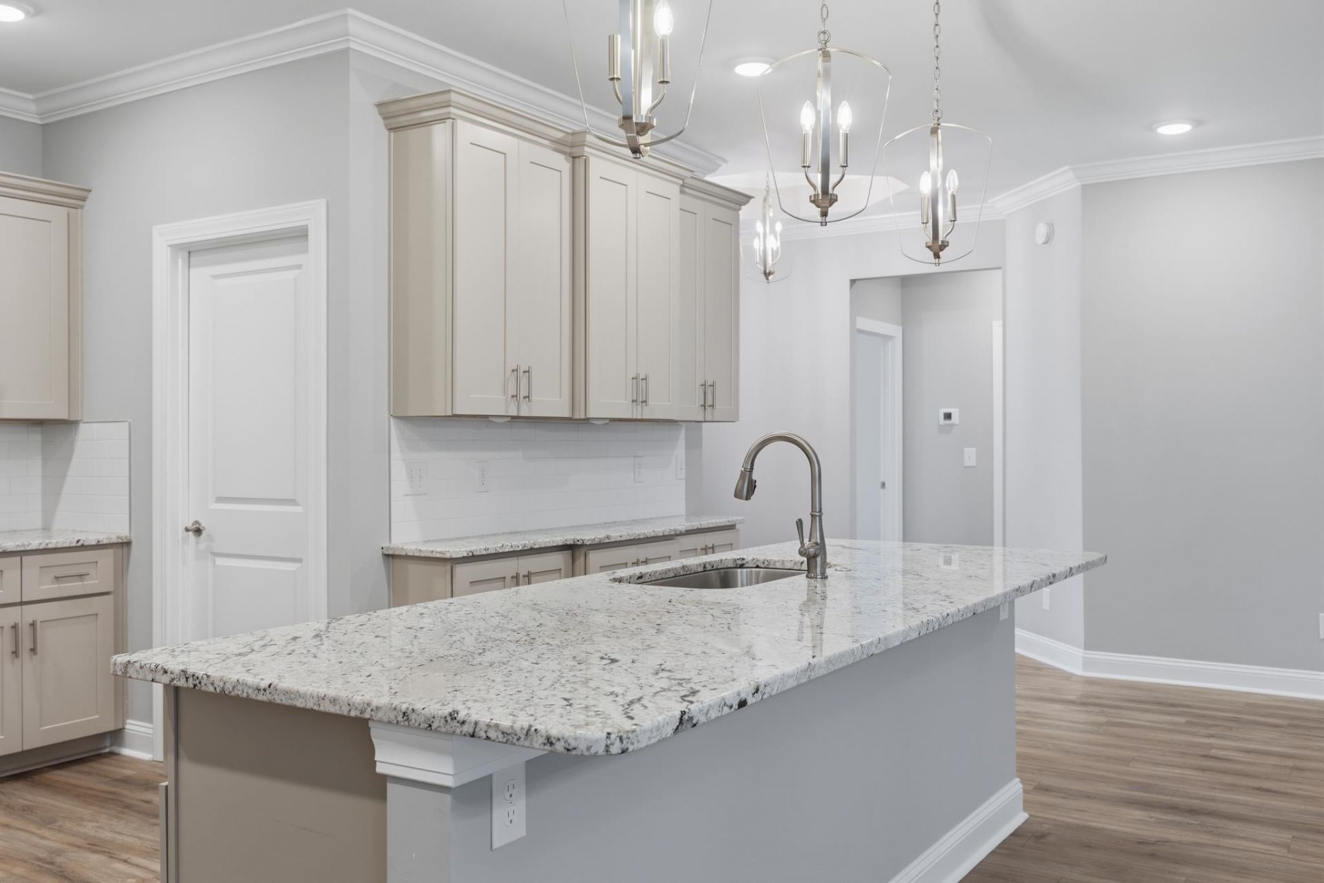 1108 Porchard Dr. Photo 13