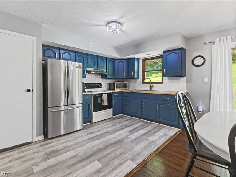 8147 County Road 15, Rayland, OH 43943 Photo 13