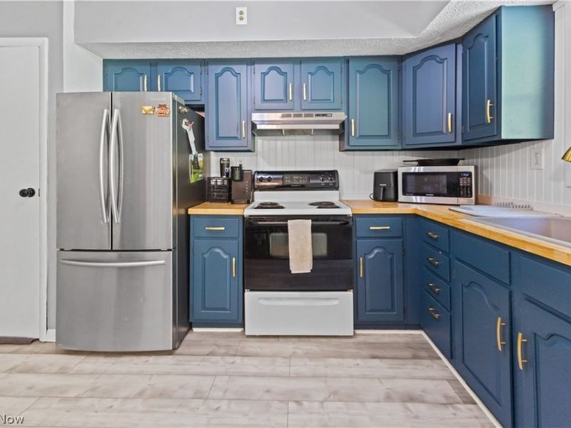 8147 County Road 15, Rayland, OH 43943 Photo 16