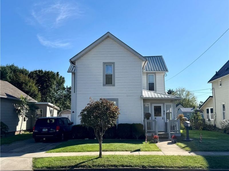 436 N 8th Street, Coshocton, OH 43812 Photo 1