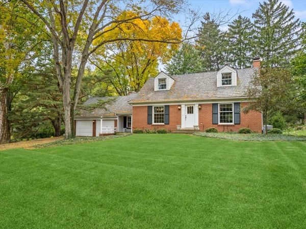 270 Kimberly Road , North Barrington, IL 60010