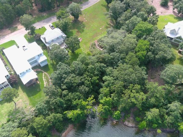 77 Brighton Pointe , Heber Springs, AR 72543