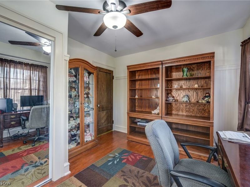 1565 Waterbury Road, Lakewood, OH 44107 Photo 32